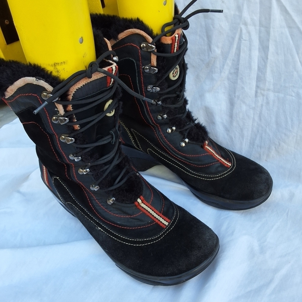 J-41 Lace up sporty faux fur boots 9.5 - Picture 2 of 13